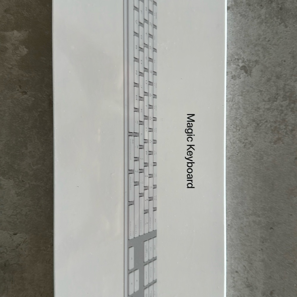 Apple Magic Keyboard with Numeric Keypad